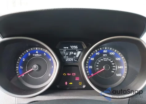 2015 Hyundai Elantra Se z USA, uszkodzony, nr VIN KMHDH4AE1FU387828